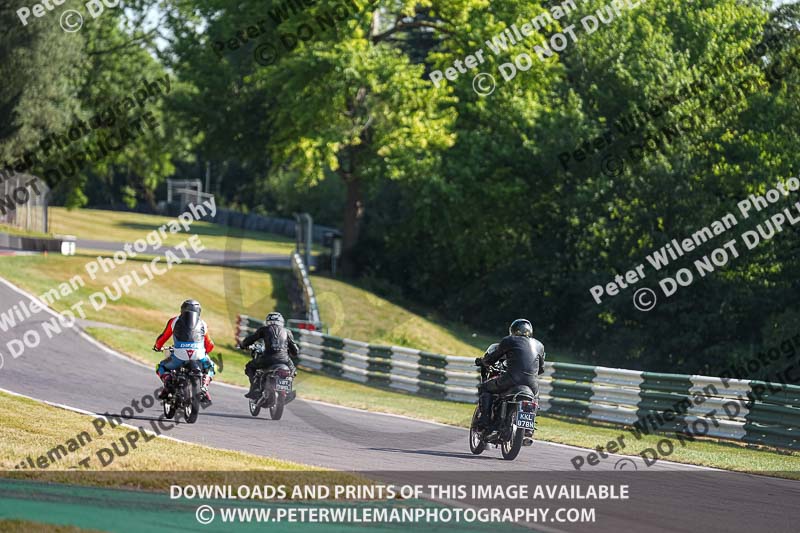 cadwell park;cadwell park photographs;cadwell trackday photographs;enduro digital images;event digital images;eventdigitalimages;peter wileman photography;racing digital images;trackday digital images;trackday photos